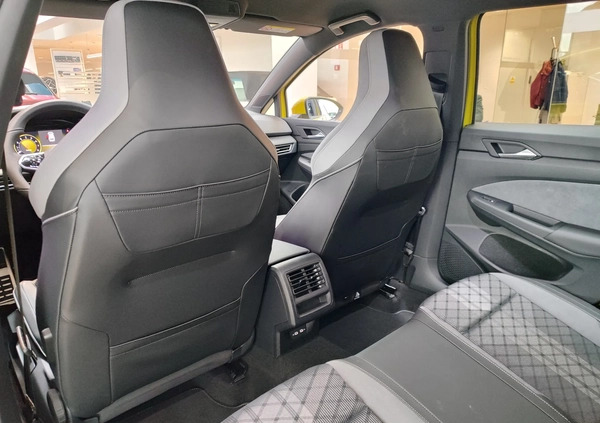 Volkswagen Golf cena 165990 przebieg: 10, rok produkcji 2024 z Muszyna małe 497